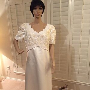 Wedding gown Alfred Angelo wedding gown